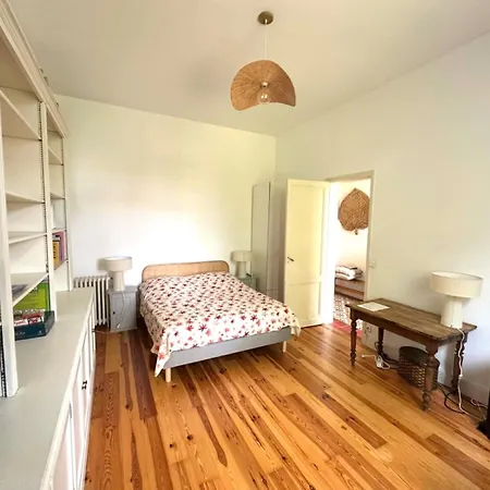 Vila Magnifique Familiale Avec Jardin, Parking Prive, Proche Plages, Commerces, Gare, Jusqu'a 12 Pers Arcachon