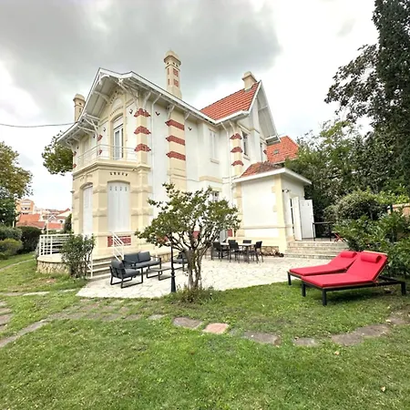 Magnifique Familiale Avec Jardin, Parking Prive, Proche Plages, Commerces, Gare, Jusqu'a 12 Pers Arcachon