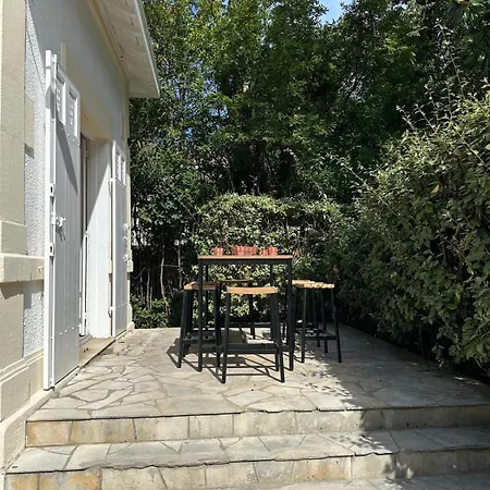 Magnifique Familiale Avec Jardin, Parking Prive, Proche Plages, Commerces, Gare, Jusqu'a 12 Pers *