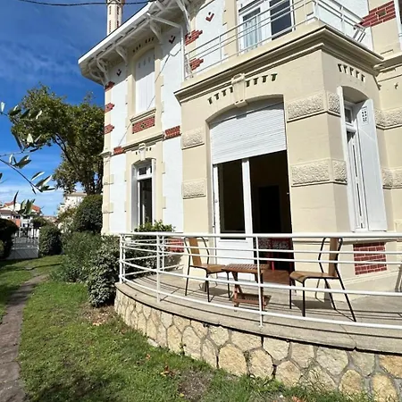 Vila Magnifique Familiale Avec Jardin, Parking Prive, Proche Plages, Commerces, Gare, Jusqu'a 12 Pers