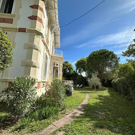 Villa Magnifique Familiale Avec Jardin, Parking Prive, Proche Plages, Commerces, Gare, Jusqu'a 12 Pers *