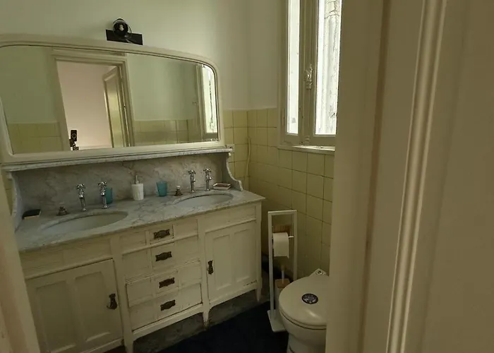 Villa Magnifique Familiale Avec Jardin, Parking Prive, Proche Plages, Commerces, Gare, Jusqu'a 12 Pers Arcachon