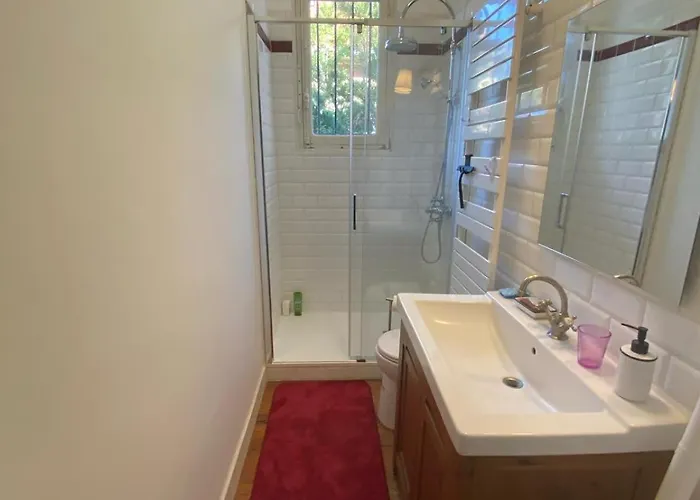 Magnifique Familiale Avec Jardin, Parking Prive, Proche Plages, Commerces, Gare, Jusqu'a 12 Pers * Arcachon