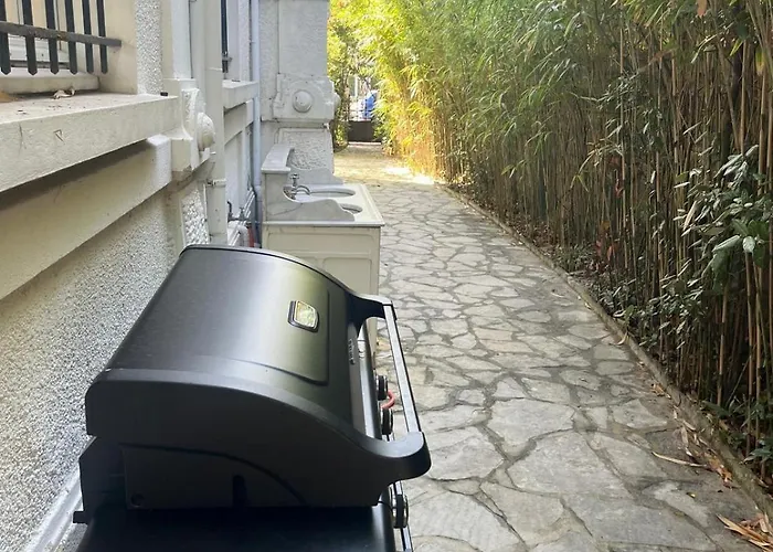 Magnifique Familiale Avec Jardin, Parking Prive, Proche Plages, Commerces, Gare, Jusqu'a 12 Pers Villa *