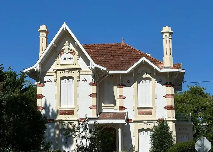 Villa Magnifique Familiale Avec Jardin, Parking Prive, Proche Plages, Commerces, Gare, Jusqu'a 12 Pers