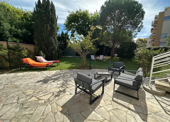 Villa Magnifique Familiale Avec Jardin, Parking Prive, Proche Plages, Commerces, Gare, Jusqu'a 12 Pers Arcachon