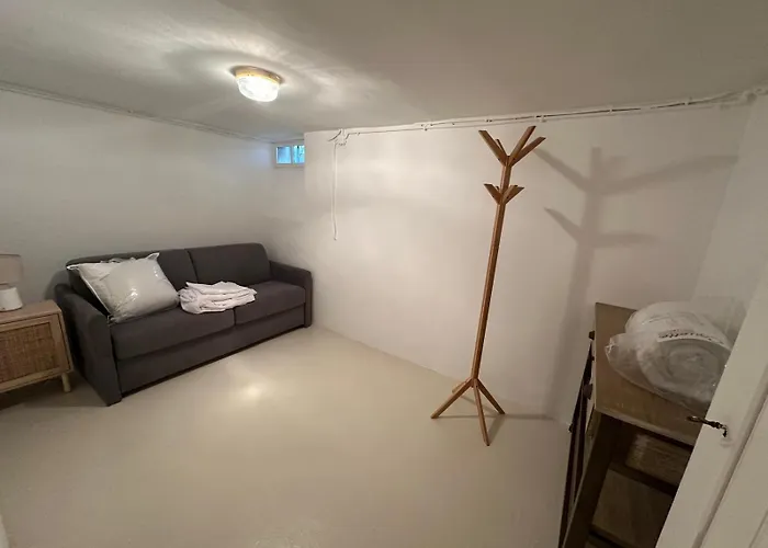 Magnifique Familiale Avec Jardin, Parking Prive, Proche Plages, Commerces, Gare, Jusqu'a 12 Pers Villa *